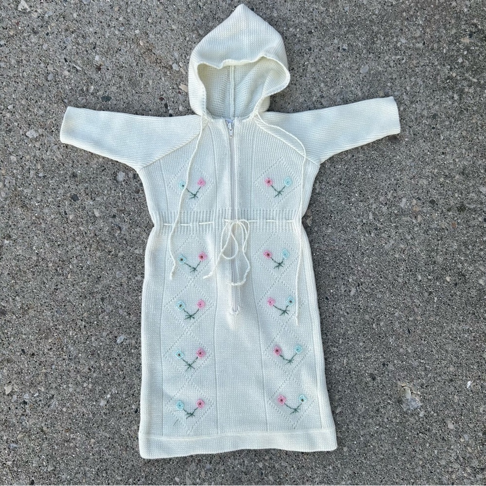 Vintage 80s Baby Bunting Gown Hooded Knit Floral Pajaro 3-6M